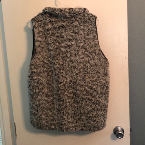 Vest - Picture 2 of 2